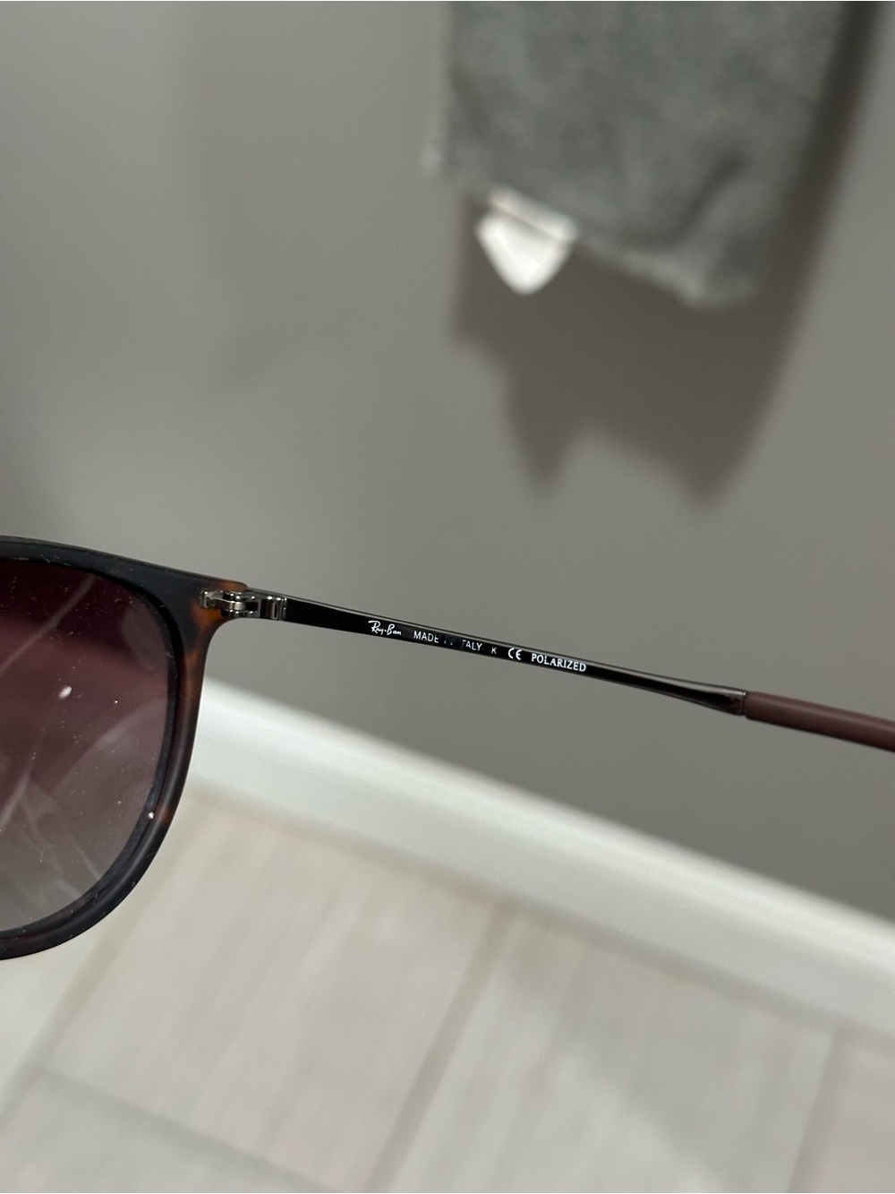 Ray-Ban Women's Tortoiseshell Frame Sunglasses with Brown Lenses - Picture 3 of 3